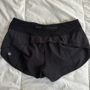 Lululemon speed up low rise 2.5” shorts. Size 2 / Color Black